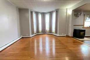 45 Walker St, Lowell, MA 01854 - Photo 5