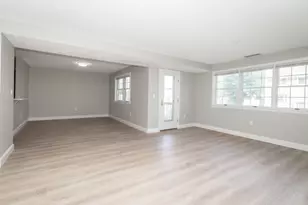 10 Weatherly Dr, Salem, MA 01970 - Photo 3