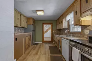 49 Francine Rd, Raynham, MA 02767 - Photo 5