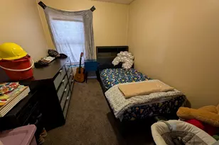 131 Thomas St, Fall River, MA 02723 - Photo 9