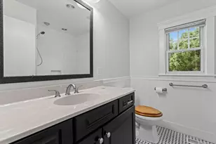 172 Crescent St, Shrewsbury, MA 01545 - Photo 23