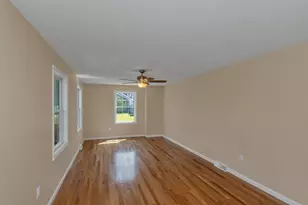 63 Hope St, Springfield, MA 01119 - Photo 9