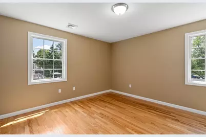 63 Hope St, Springfield, MA 01119 - Photo 15