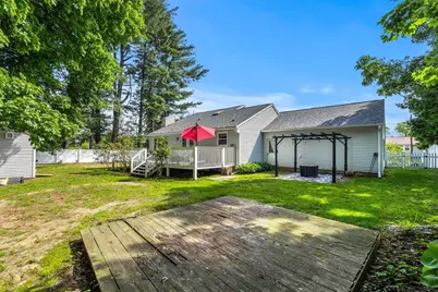21 Guild St, Lowell, MA 01852 - Photo 33