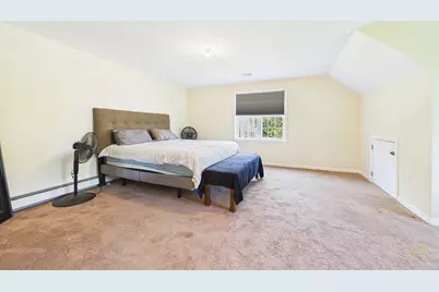 136 Forbes Rd, Rochester, MA 02770 - Photo 13