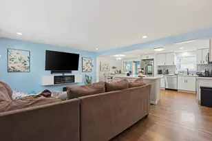 36 Raechel Rd, Randolph, MA 02368 - Photo 7