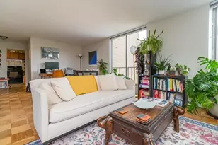 77 Pond Ave, Brookline, MA 02445 - Photo 3