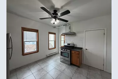 26 Abbott #2, Lowell, MA 01852 - Photo 5