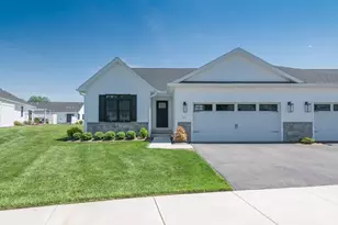61 Villa Dr, Agawam, MA 01030 - Photo 3