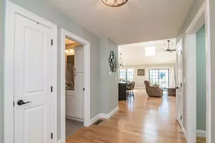 61 Villa Dr, Agawam, MA 01030 - Photo 9