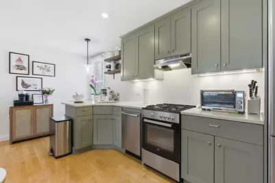 72 School St #3, Boston, MA 02129 - Photo 5