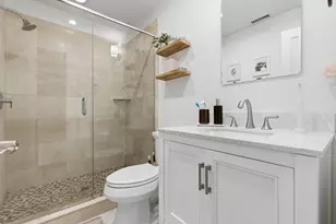 72 School St, Boston, MA 02129 - Photo 13