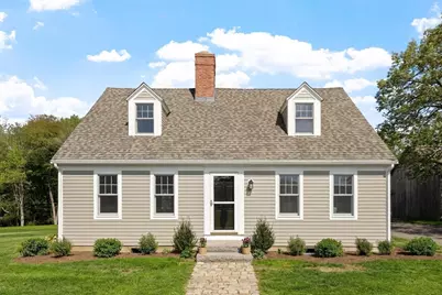 177 Maple St, Sherborn, MA 01770 - Photo 3