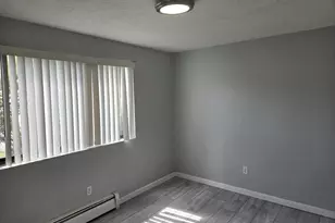 270 East Haverhill, Lawrence, MA 01841 - Photo 5