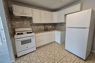 270 East Haverhill, Lawrence, MA 01841 - Photo 11