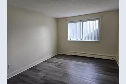 270 East Haverhill St #6, Lawrence, MA 01841 - Photo 5