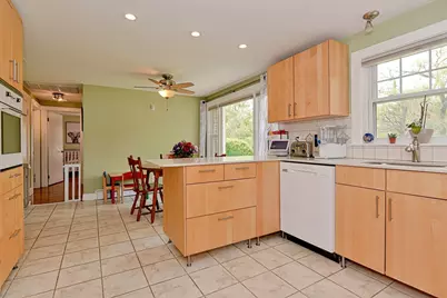 106 Mishawum Rd, Woburn, MA 01801 - Photo 5