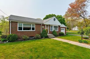 106 Mishawum Rd, Woburn, MA 01801 - Photo 37