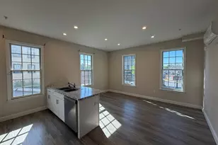 275 Broadway St, Methuen, MA 01835 - Photo 3