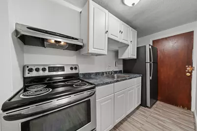 770 Cummins Hwy #1, Boston, MA 02126 - Photo 7