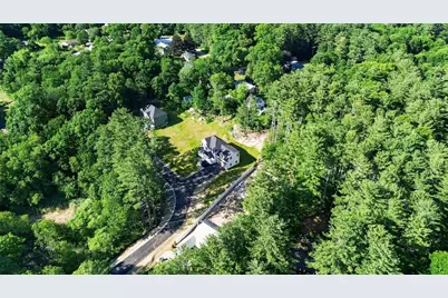 32 Mendon St, Upton, MA 01568 - Photo 5