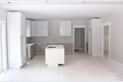 32 Mendon St, Upton, MA 01568 - Photo 11