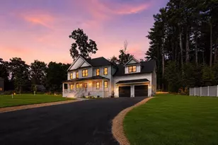 32 Mendon St, Upton, MA 01568 - Photo 3