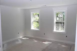 32 Mendon St, Upton, MA 01568 - Photo 17