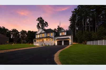 32 Mendon St, Upton, MA 01568 - Photo 3