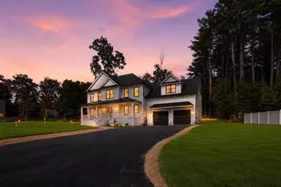 32 Mendon St, Upton, MA 01568 - Photo 3