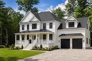 32 Mendon St, Upton, MA 01568 - Photo 1