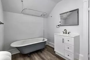 219 Pelham St, Methuen, MA 01844 - Photo 27