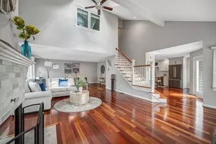 13 Carnation Cir, Reading, MA 01867 - Photo 3
