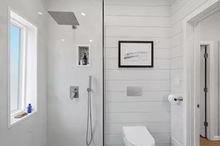 16 Billows St, Winthrop, MA 02152 - Photo 9