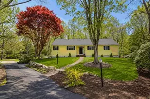 126 Ambleside Dr, Falmouth, MA 02540 - Photo 1