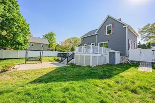 204 Lowell St, New Bedford, MA 02745 - Photo 35