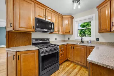 204 Lowell St., New Bedford, MA 02745 - Photo 15