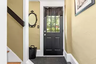 22 Varney St, Salem, MA 01970 - Photo 5