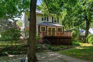 1231 Pleasant St, Worcester, MA 01602 - Photo 27