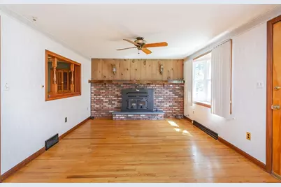 68 Redwood Rd, Somerset, MA 02726 - Photo 5