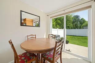 75 Evergreen St, Kingston, MA 02364 - Photo 7