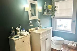 22 Arthur St, Winchester, MA 01890 - Photo 13