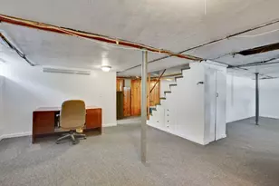 12 Lexington St, Agawam, MA 01001 - Photo 35