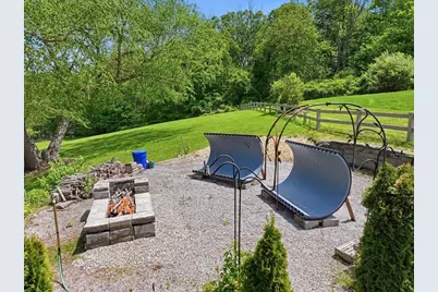 998 Guelphwood Road, Southbridge, MA 01550 - Photo 37