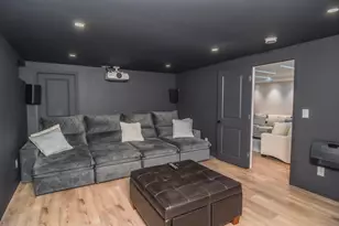 412 West St, Leominster, MA 01453 - Photo 9