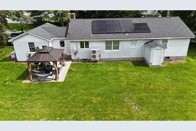 412 West St, Leominster, MA 01453 - Photo 7
