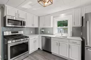 102 Turnpike St, Easton, MA 02375 - Photo 7