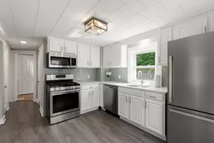 102 Turnpike St, Easton, MA 02375 - Photo 7