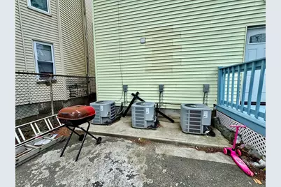 504 Summer St, Lynn, MA 01905 - Photo 13