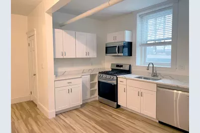 15 Thatcher St #B, Brookline, MA 02446 - Photo 1